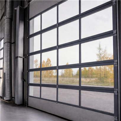 Панорамні секційні ворота з алюмінію та акрилу — максимум світла і сучасного вигляду