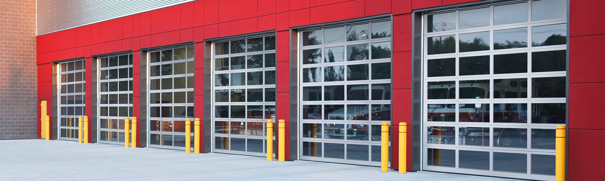 Фото #4 промышленных секционных гаражных ворот GANT PR, GANT Plus