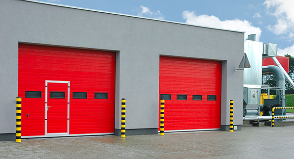 Секційні промислові ворота