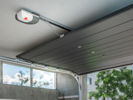 Качественный монтаж гаражных ворот