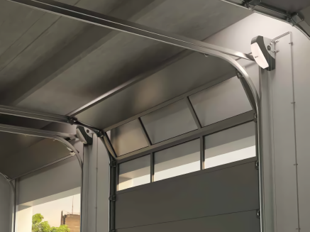 Типи автоматики для секційних воріт 