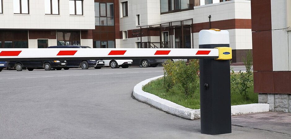 шлагбаум во дворах
