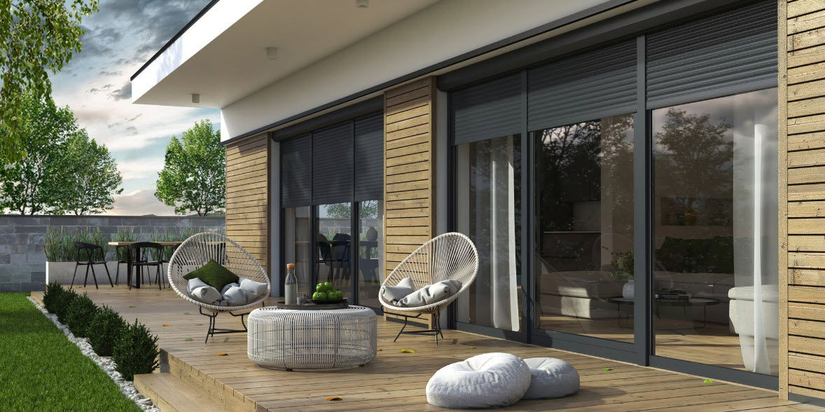 Захисні ролети на двері. Фото