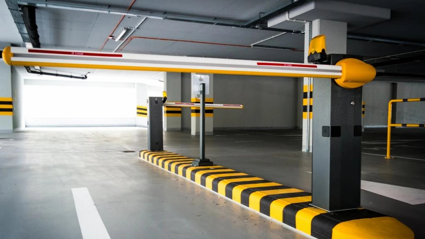 шлагбаум с пультом