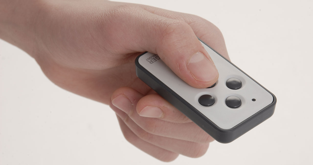 пульт Roger Technology